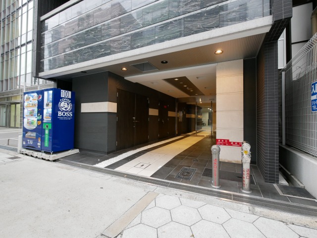地下鉄谷町線 谷町四丁目駅 徒歩5分 13階建 築12年の外観写真