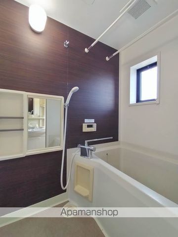 しなの鉄道 千曲駅 徒歩24分 2階建 築30年の風呂写真