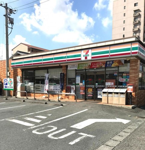 コンビニ　セブンイレブン 倉敷美和1丁目店（コンビニ）まで1238m