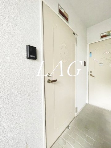 ロイヤルハイツ扇橋の玄関写真