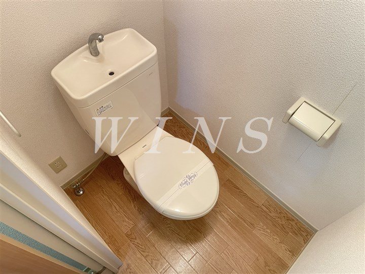 ＪＲ南武線 稲田堤駅 徒歩9分 2階建 築26年のトイレ写真