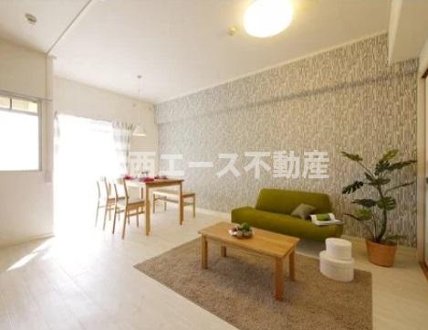 ＪＲ東海道本線 千里丘駅 徒歩31分 14階建 築48年の居間写真