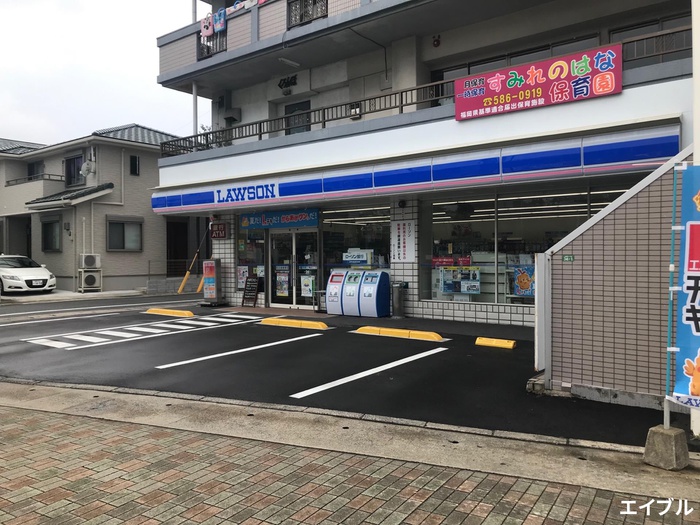 コンビニ　ローソン春日千歳町店（コンビニ）まで426m