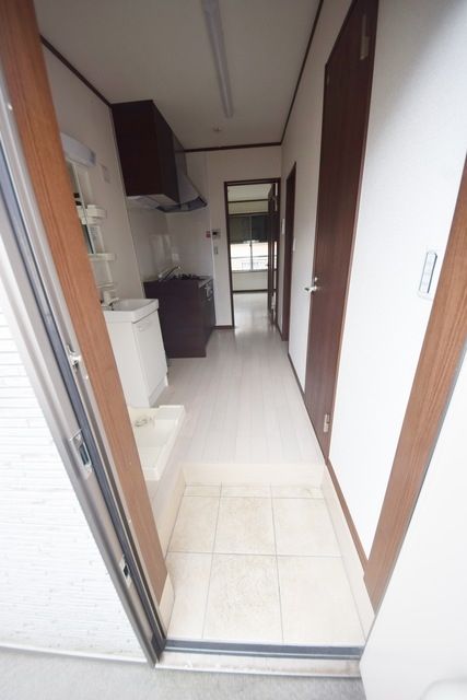 玄関　別部屋参考写真