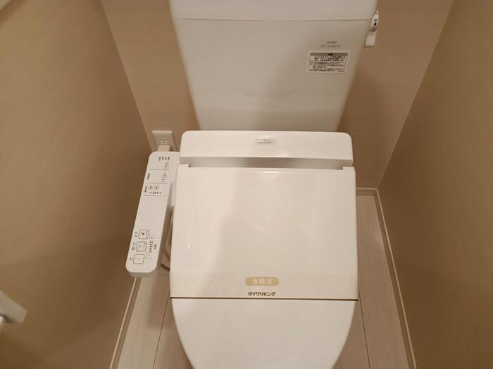 トイレ　トイレ