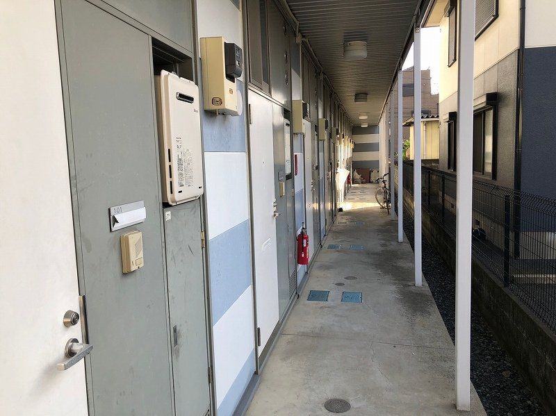 ＪＲ宇都宮線 白岡駅 徒歩11分 2階建 築28年の外観写真