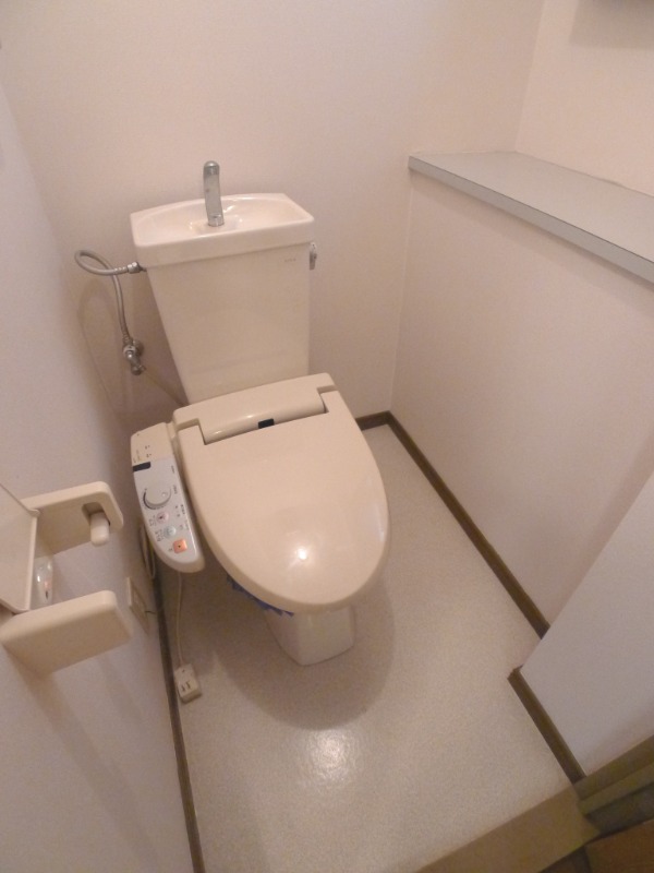 地下鉄桜通線 車道駅 徒歩7分 7階建 築30年のトイレ写真