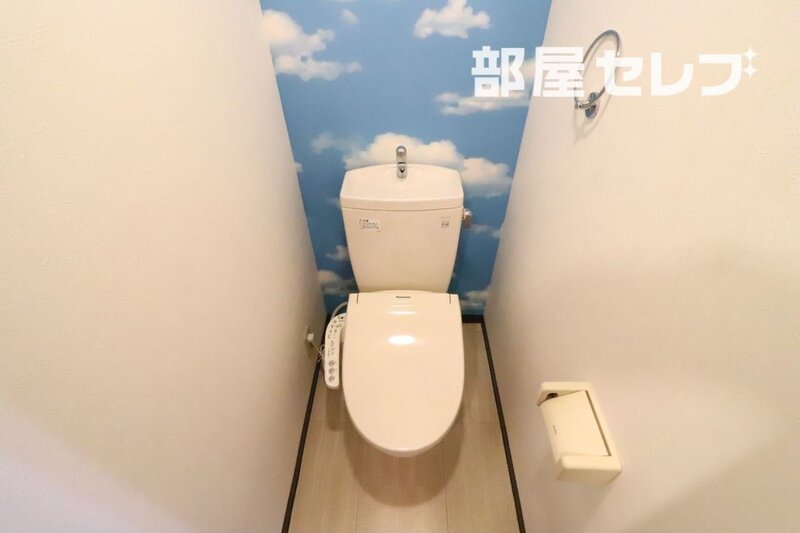 トイレ　※写真は同物件の同じ間取り９０１号室のものです。