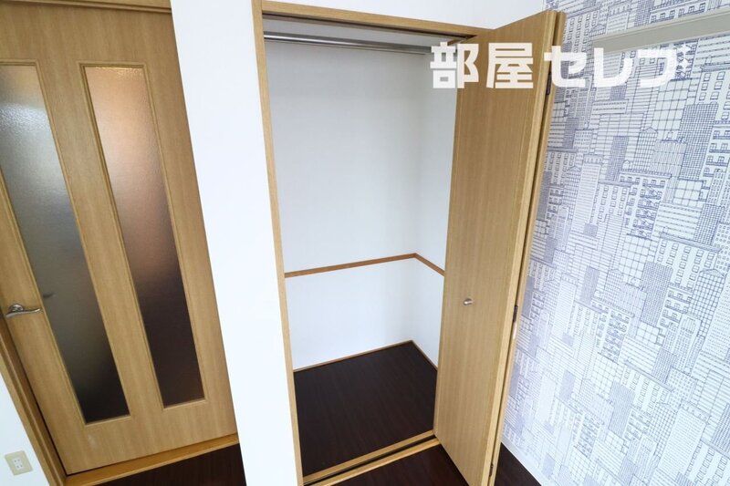 収納　※写真は同物件の同じ間取り９０１号室のものです。