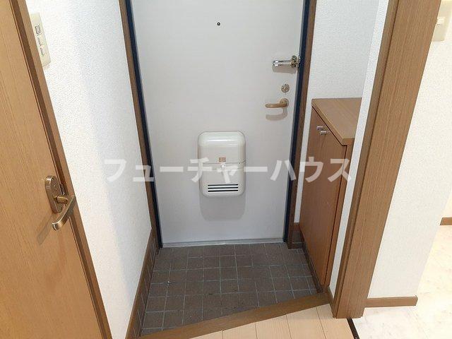 玄関　シンプルで使いやすい玄関です