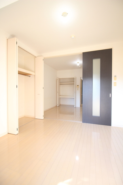 その他部屋・スペース　５．９帖洋室の収納★