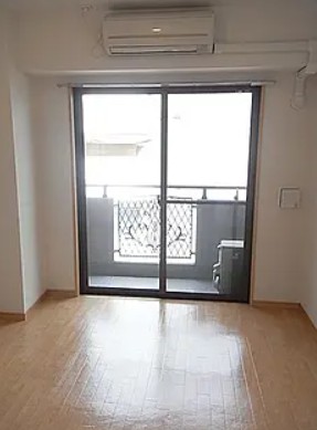 居室・リビング　※別部屋参考写真