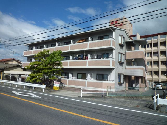 プロミネンツの外観写真