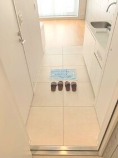 玄関　別部屋同仕様