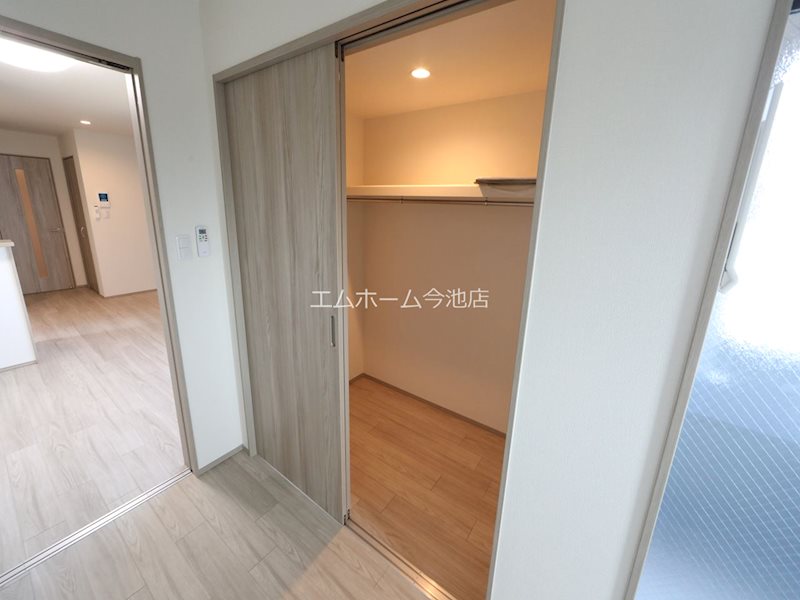 菊園町四丁目アパートの内装写真