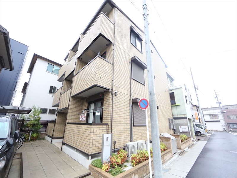 建物外観　外観　オートロック付　宅配ＢＯＸ