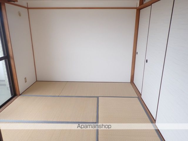 地下鉄長堀鶴見緑地線 門真南駅 徒歩15分 6階建 築39年の内装写真