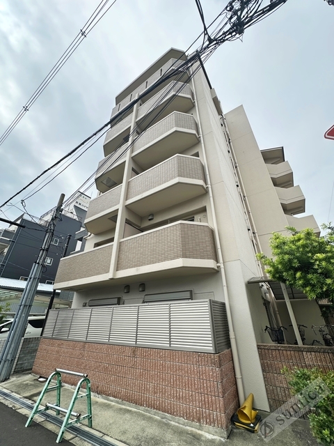 建物外観　鉄筋コンクリート造・ガッチリとした建物です♪