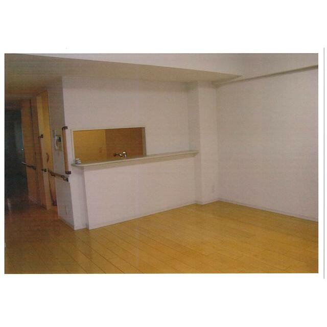 居室・リビング　開放感のあるゆったりとしたお部屋です♪