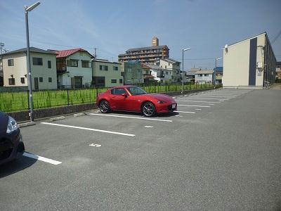 【レオネクストピース　Ｋの駐車場】