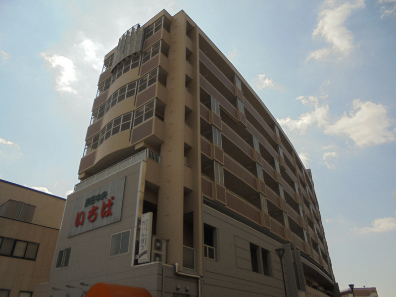 神戸市長田区六番町のマンションの建物外観