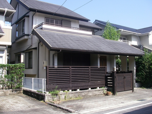 日進香久山貸家の建物外観