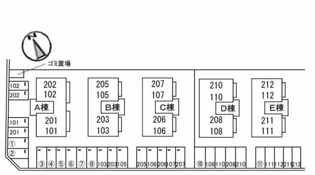 【カーサイベリアル　A棟の駐車場】