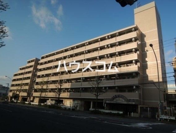 横浜市磯子区中原のマンションの建物外観