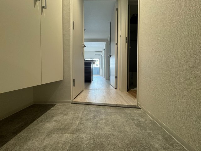 玄関　詳細は、RISUMO江坂本店までお問合せください♪
