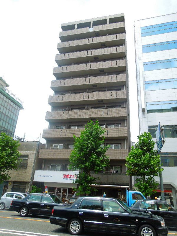 京都市下京区大坂町のマンションの建物外観