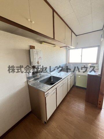【天王森マンションのキッチン】