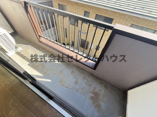 【天王森マンションのバルコニー】