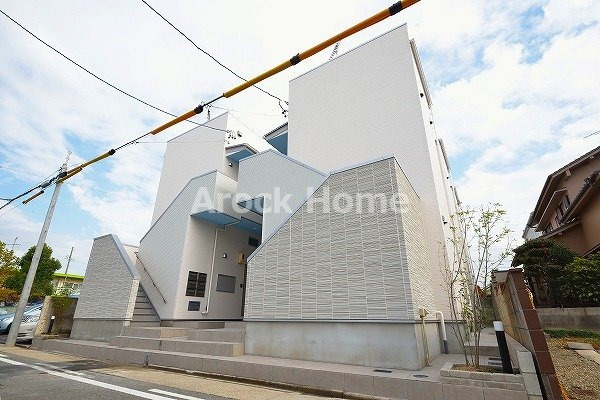建物外観　外観は落ち着いています