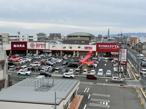 【サン・アルティア西川手のスーパー】