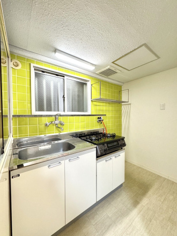 【宮脇第８マンションのキッチン】