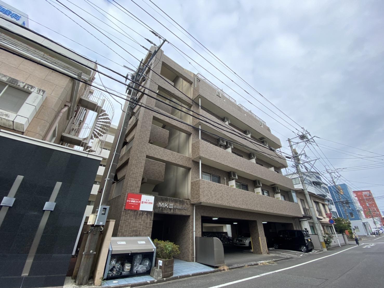 ＭＫ－III宮崎駅前通りの建物外観