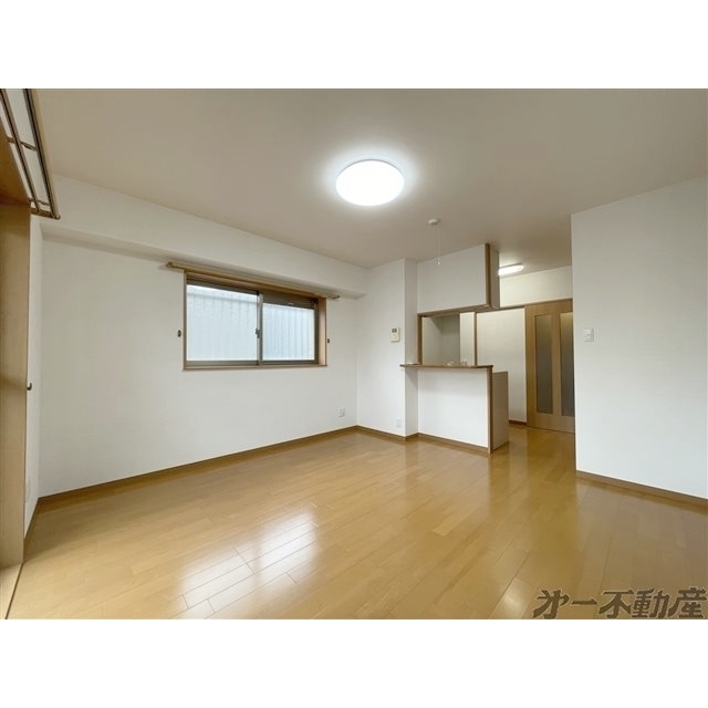 居室・リビング　洋室