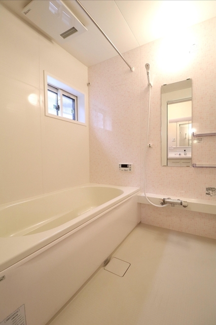 バス・シャワールーム　浴室