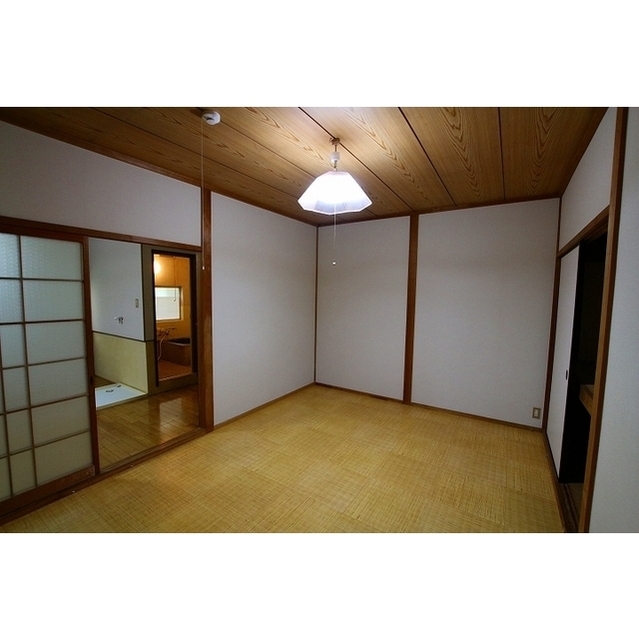 居室・リビング　洋室６畳