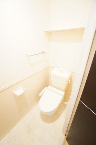 トイレ　※同物件・同タイプの写真です。