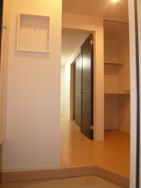 玄関　別の部屋の写真です