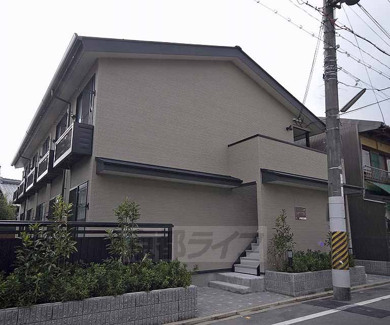 建物外観　落ち着いた外観です。