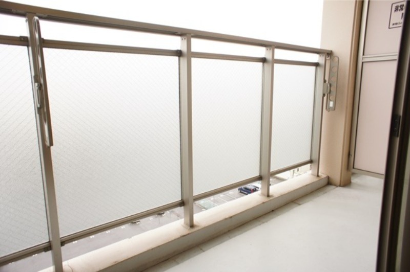 バルコニー　図面と現状に相違がある場合には現状を優先