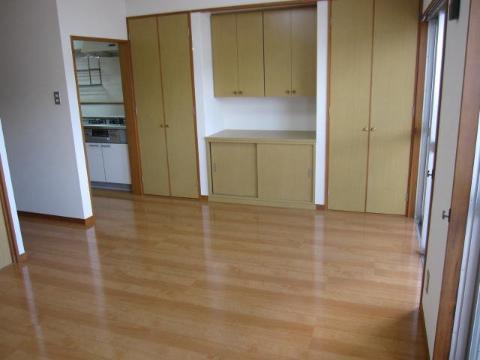 居室・リビング　リビング