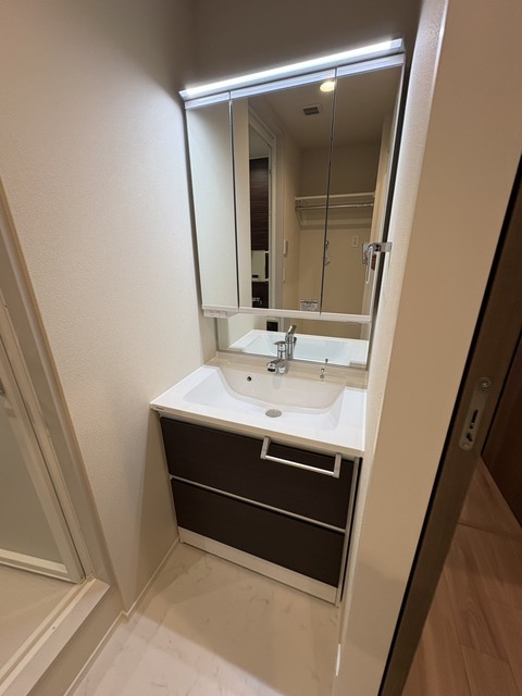 洗面設備　別号室参照