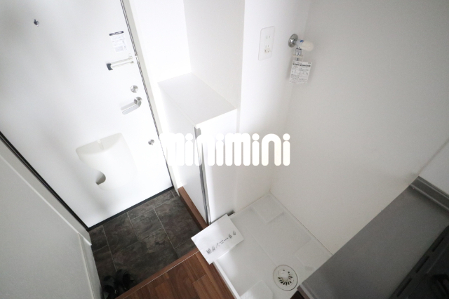 玄関　＊１０３号室の写真です