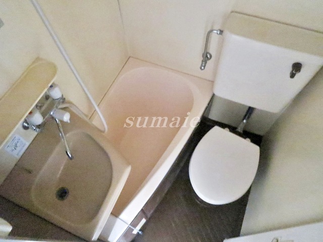 バス・シャワールーム　お手入れラクラク３点ユニット！