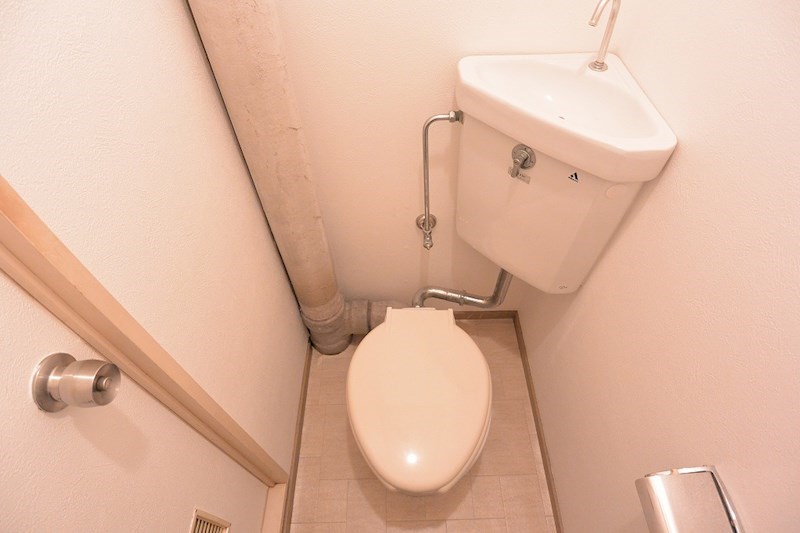 トイレ　トイレ