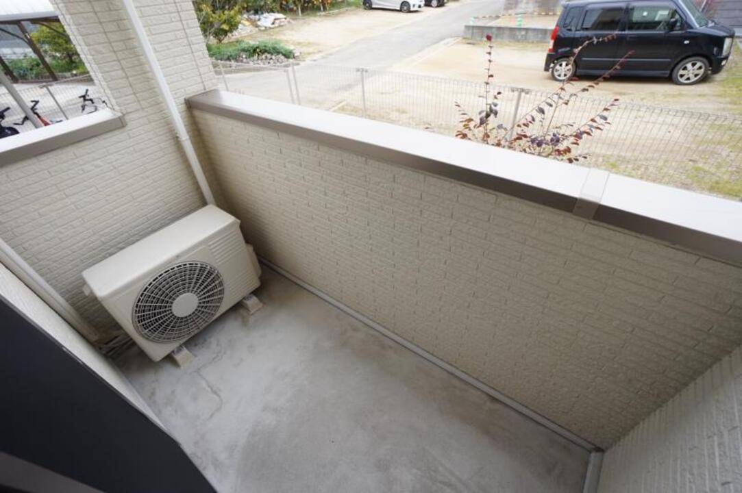 バルコニー　バルコニー