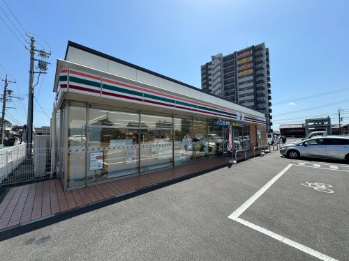 コンビニ　セブン-イレブン 江南古知野町花霞店（コンビニ）まで993m